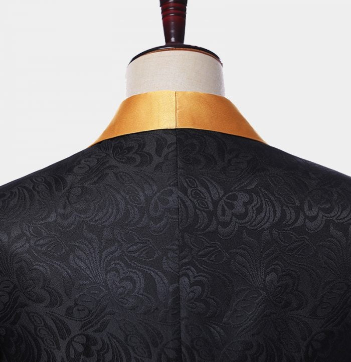 Chic Black Jacquard 3 Pieces Prom Suits With Yellow Lapel