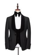 Classic Black 3 Pieces Slim Fit Wedding Suits With Velvet Lapel