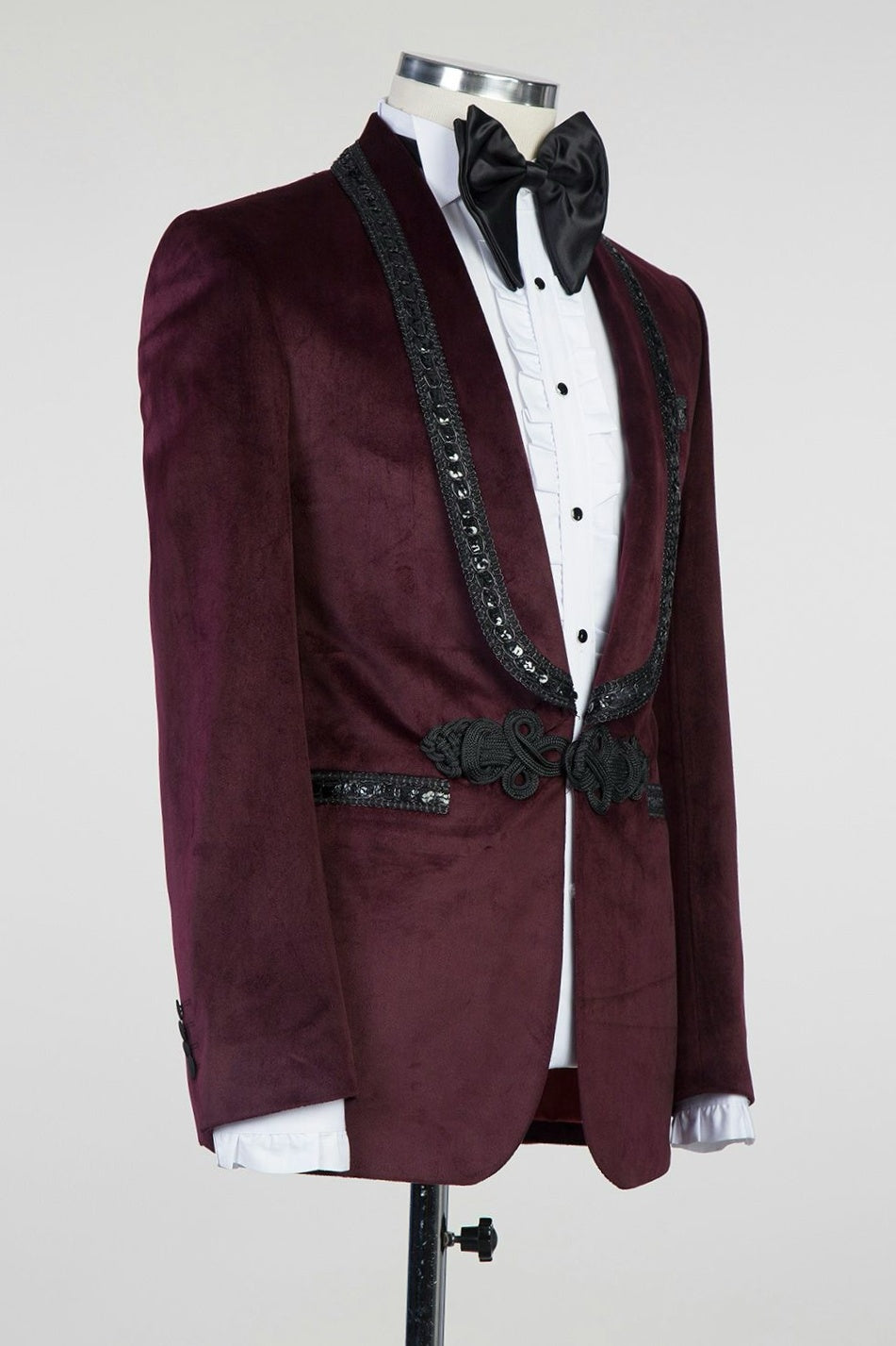New In Burgundy Velvet Knitted Button Black Chains Prom Suit