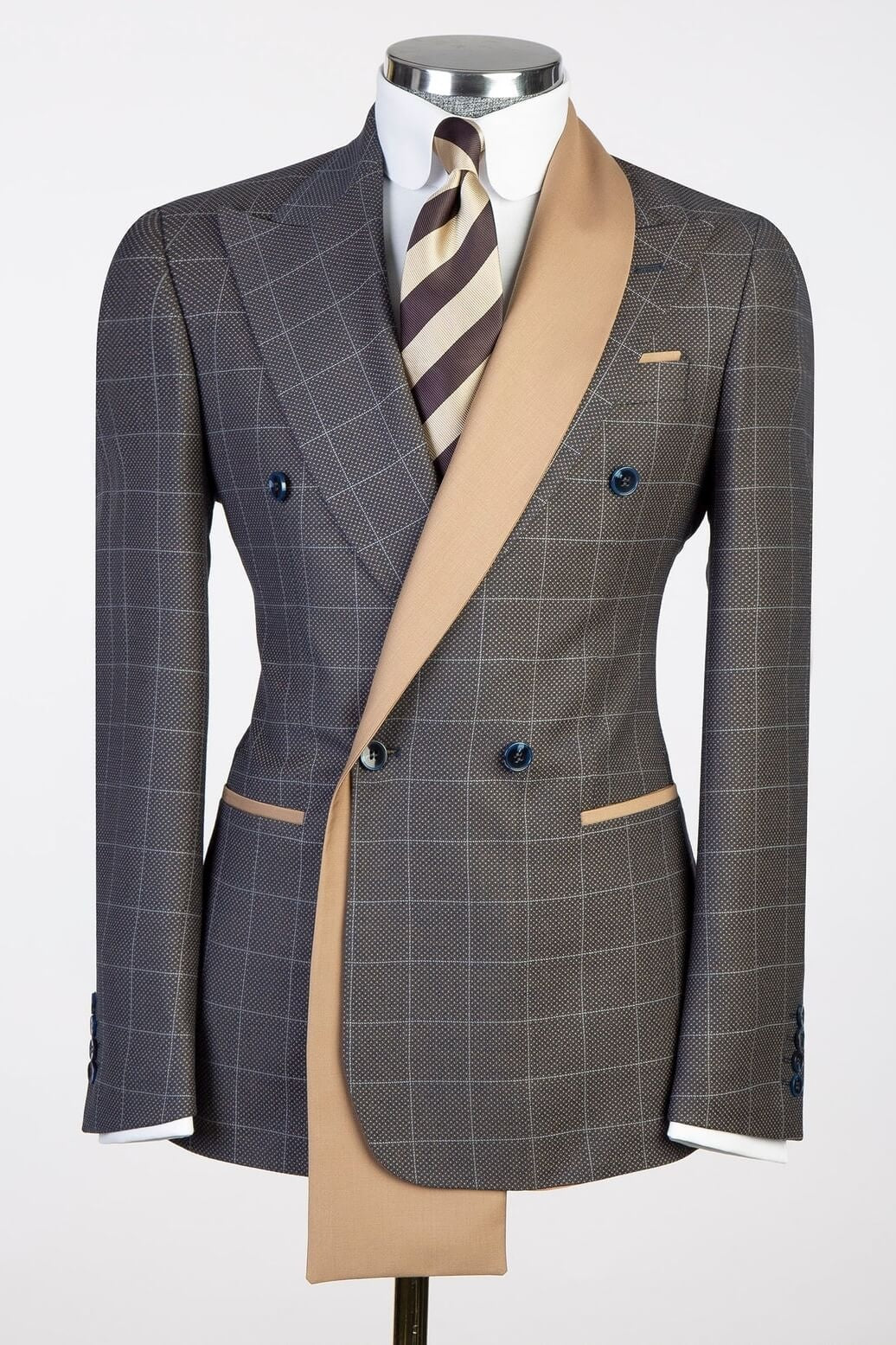 Fancy Dark Gray Plaid Double Breasted Business Suits With Satin Lapel