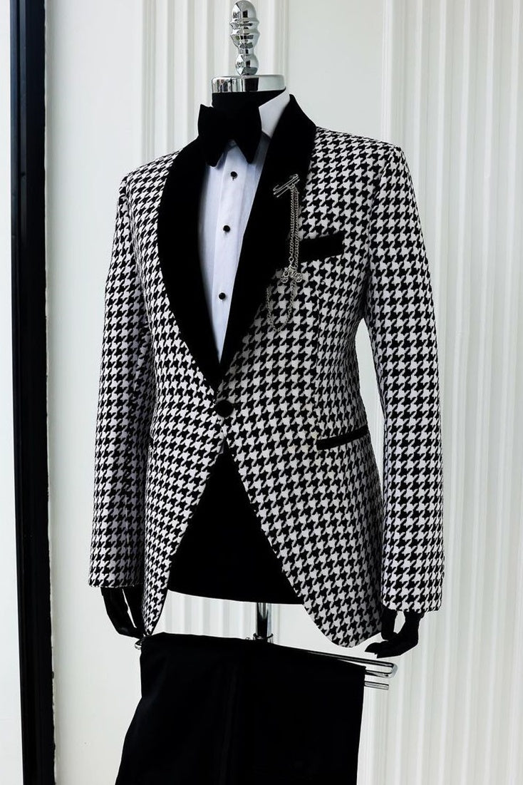 Generous Black And White Houndstooth Shawl Lapel Prom Men Suits