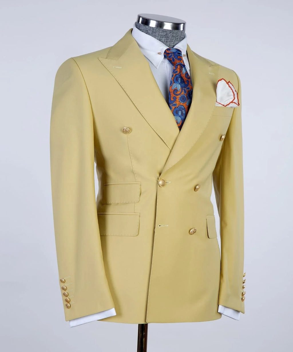 Fashion Yellow Double Breasted Peaked Lapel Prom Suits