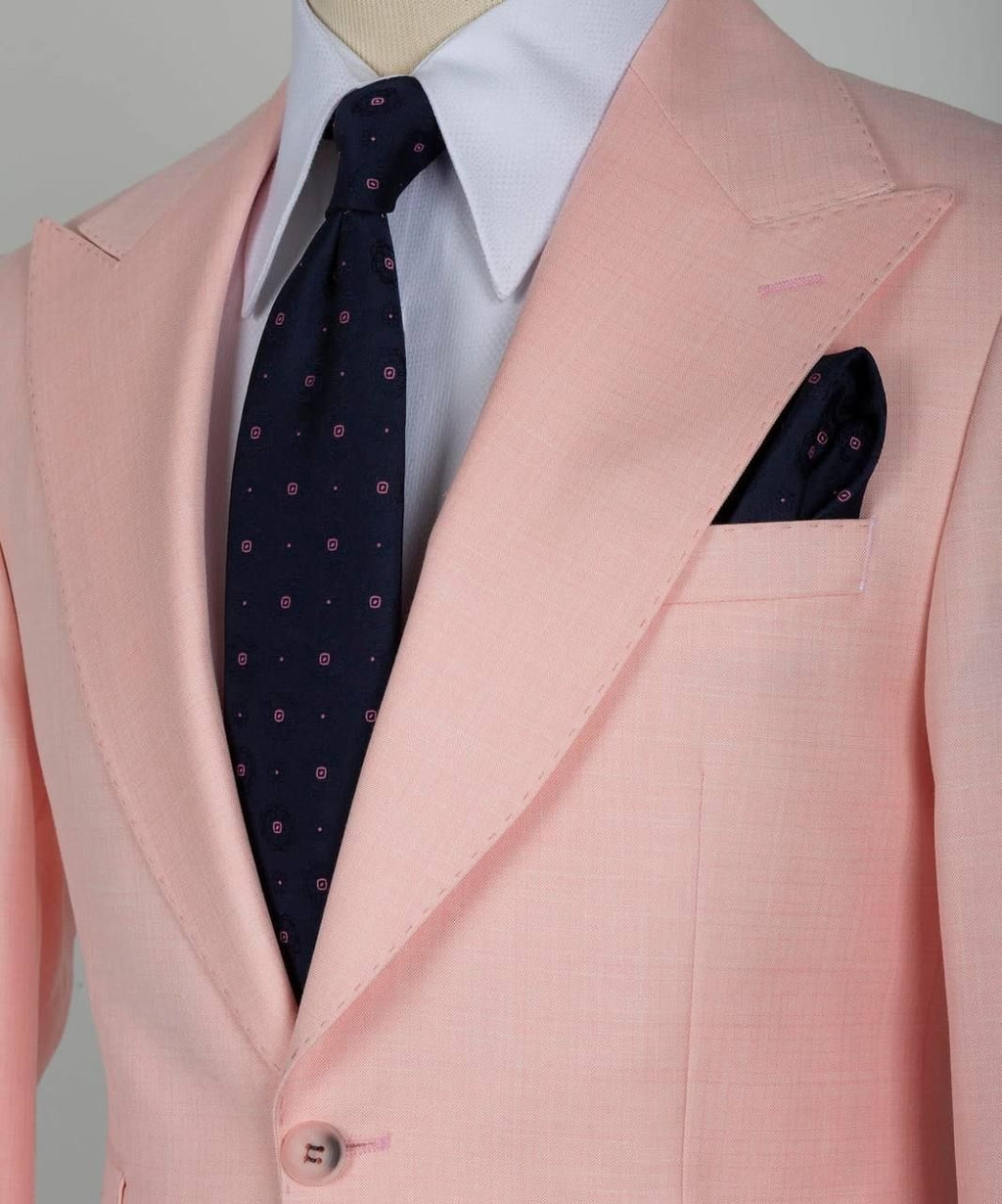 Elegant Pink 3 Pieces Peaked Lapel Prom Suits With Vest