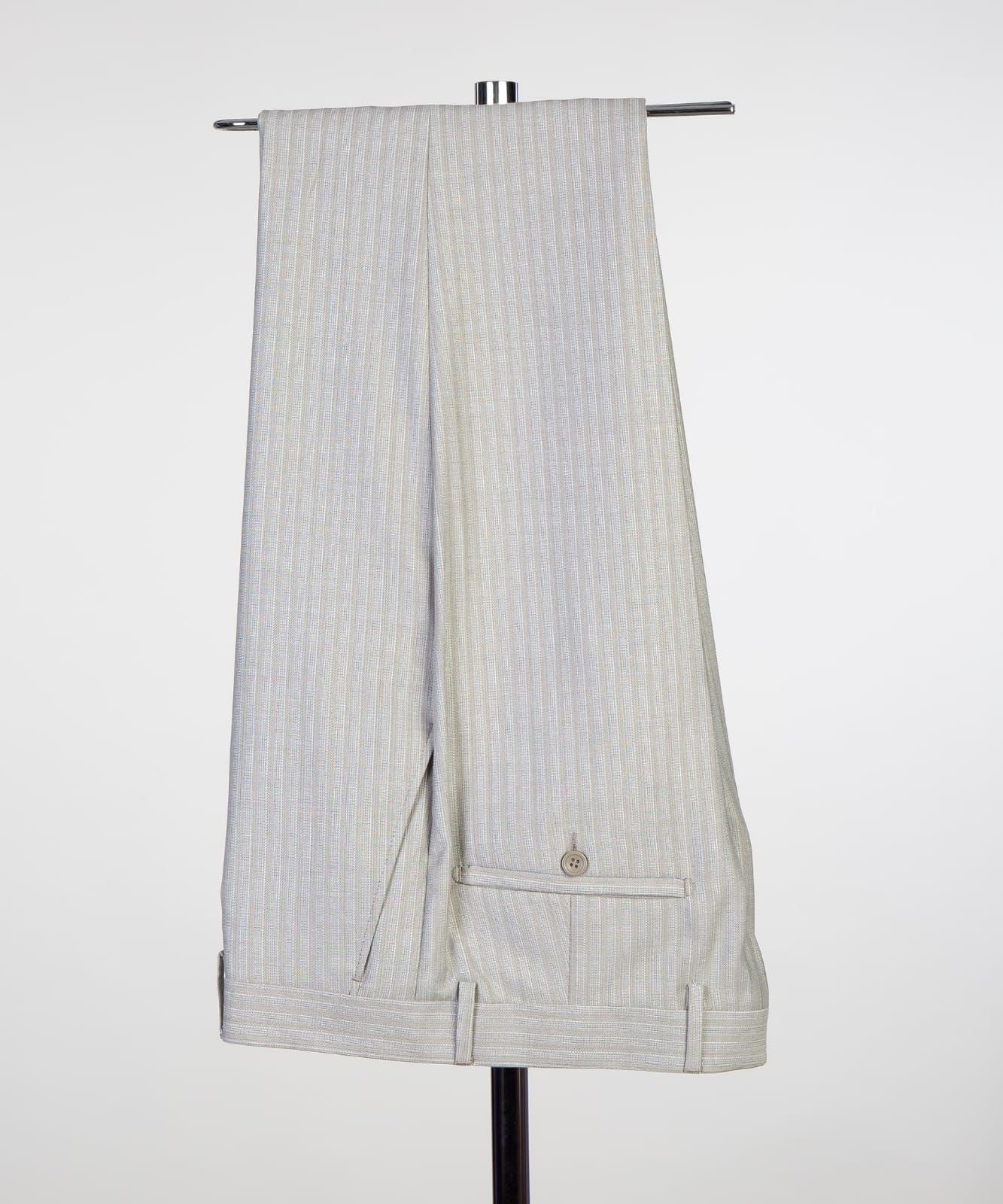 Chic Light Gray Double Breasted Striped Business Suits