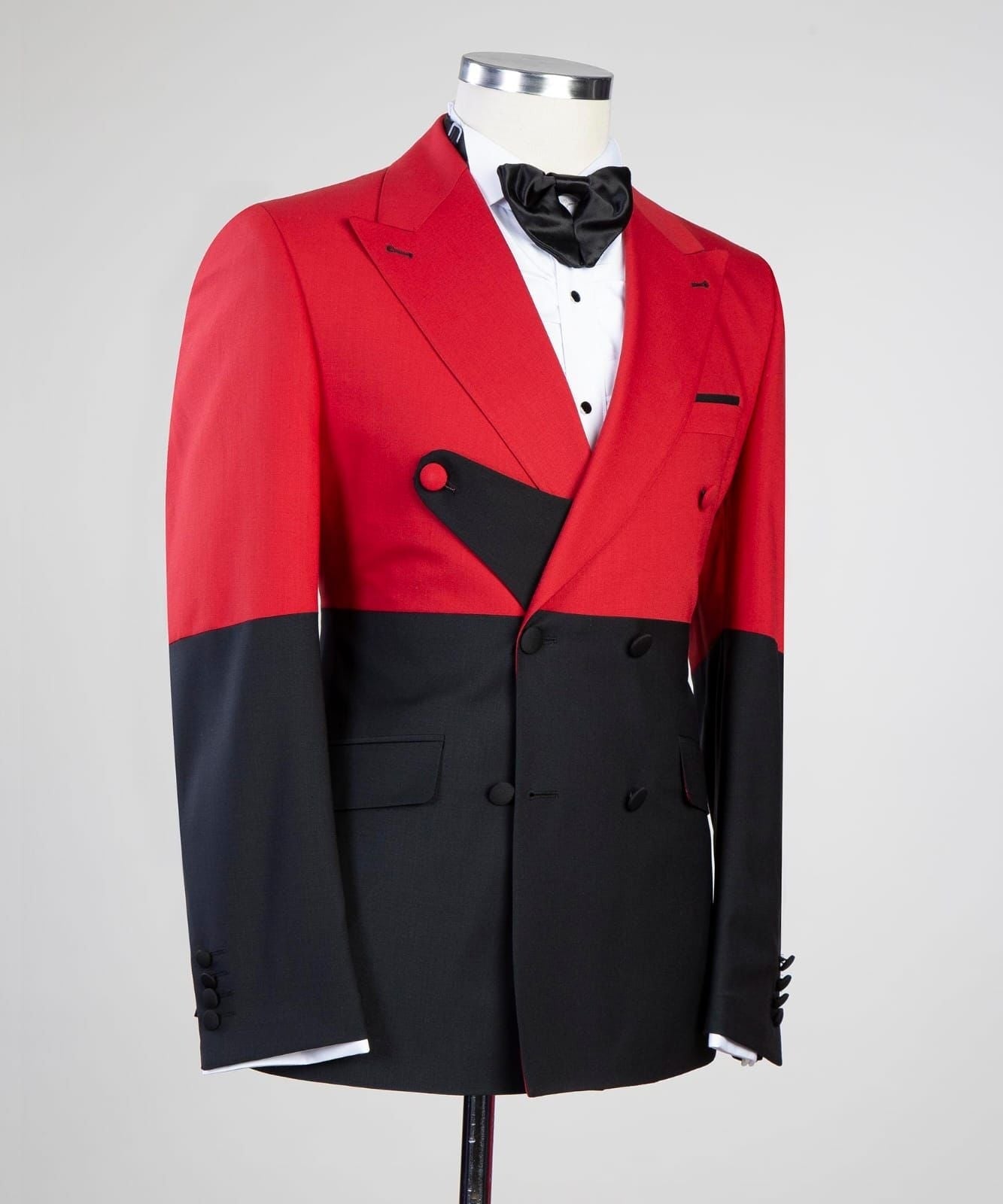 Glamorous Red And Black Double Breasted Prom Men Suits