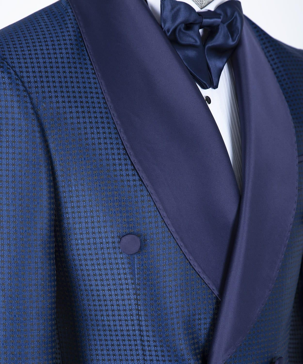 Stylish Navy Blue Plaid Double Breasted Prom Suits