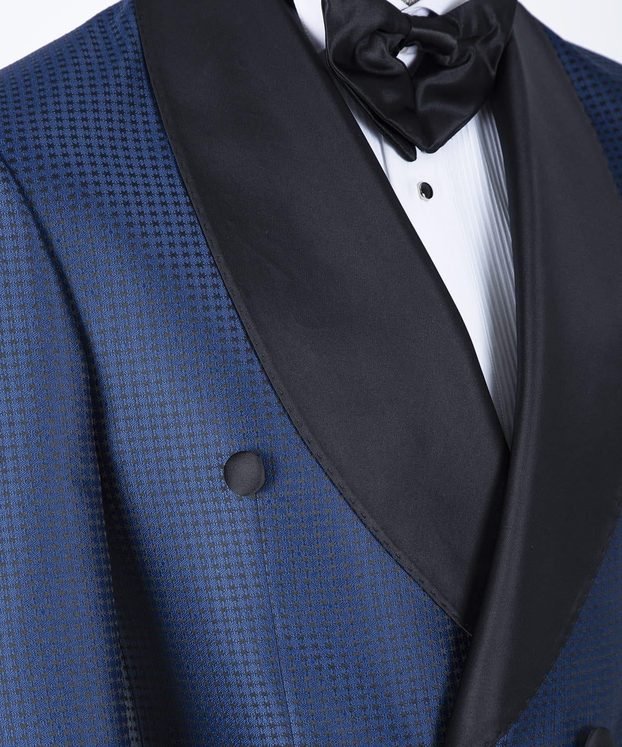 Charming Navy Blue Plaid Double Breasted Prom Suits With Black Lapel