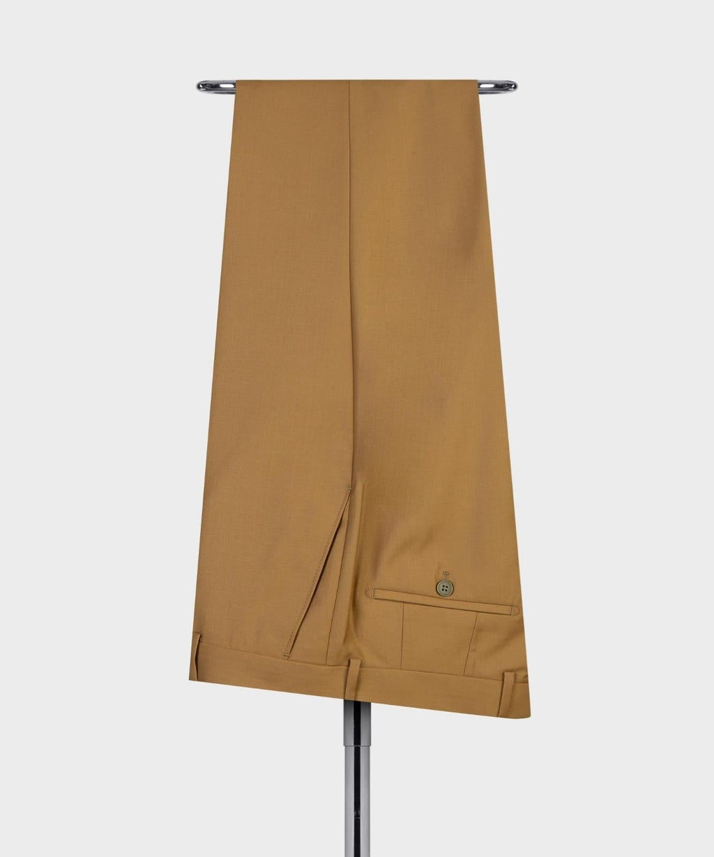 Popular Light Brown Double Breasted Peaked Lapel Business Suits