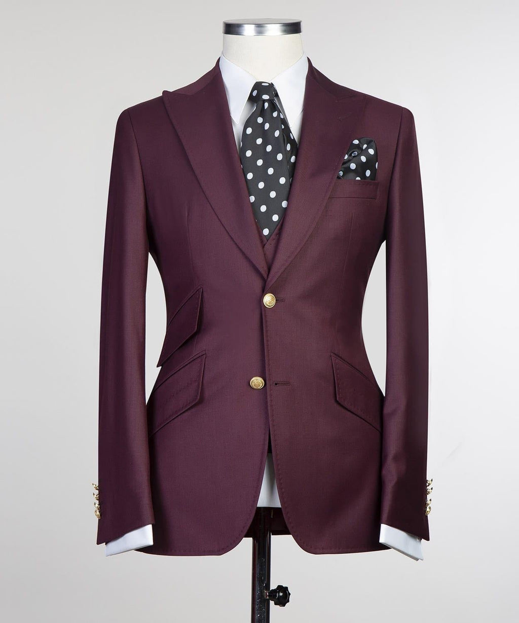 Trendy Burgundy Three Pieces Peaked Lapel Men Suits
