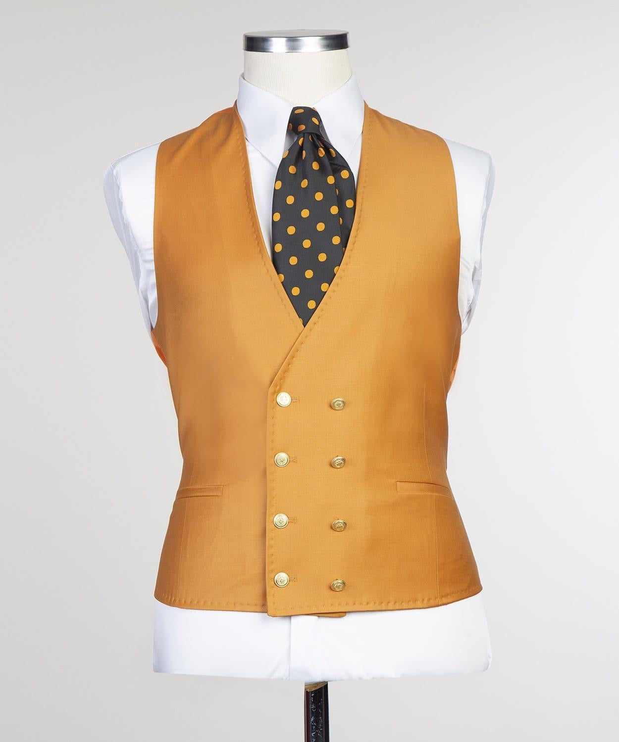 Elegant Light Brown Three Pieces Peaked Lapel Prom Suits With Waistcoat