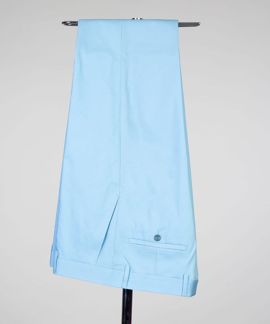 Modern Sky Blue Three Pieces Peaked Lapel Prom Suits