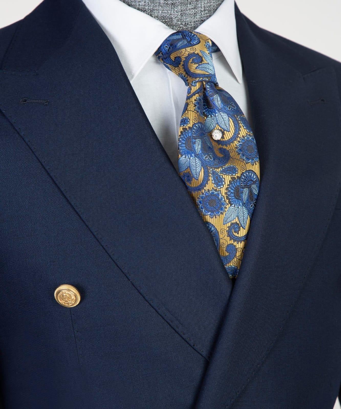 Classic Navy Peaked Lapel Double Breasted Business Suits
