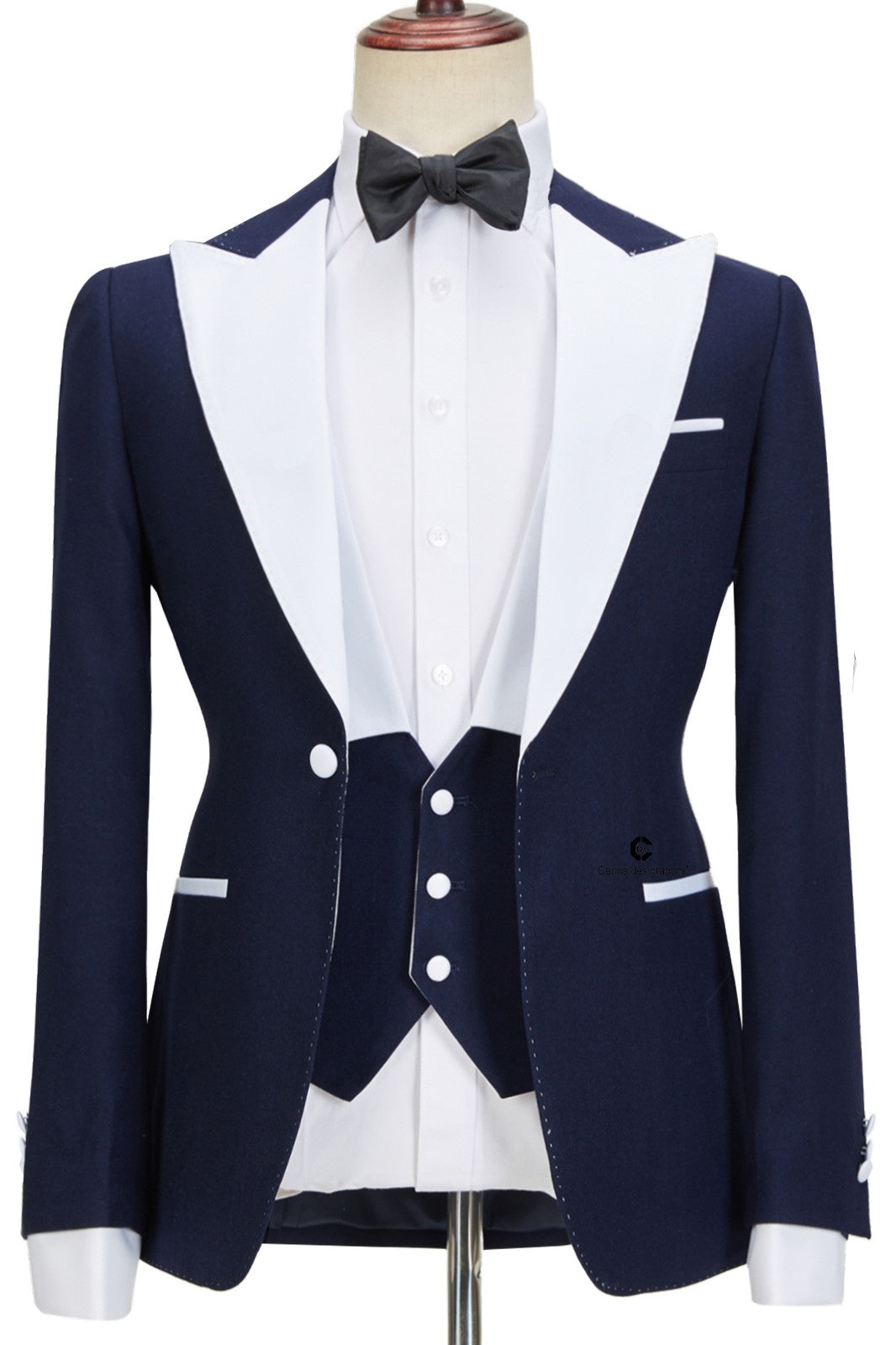 Stylish Navy Blue Peaked Lapel Slim Fit Three Pieces Men suits
