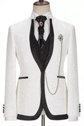 Chic White Jacquard Three Pieces Stand-up Collar Wedding Suits