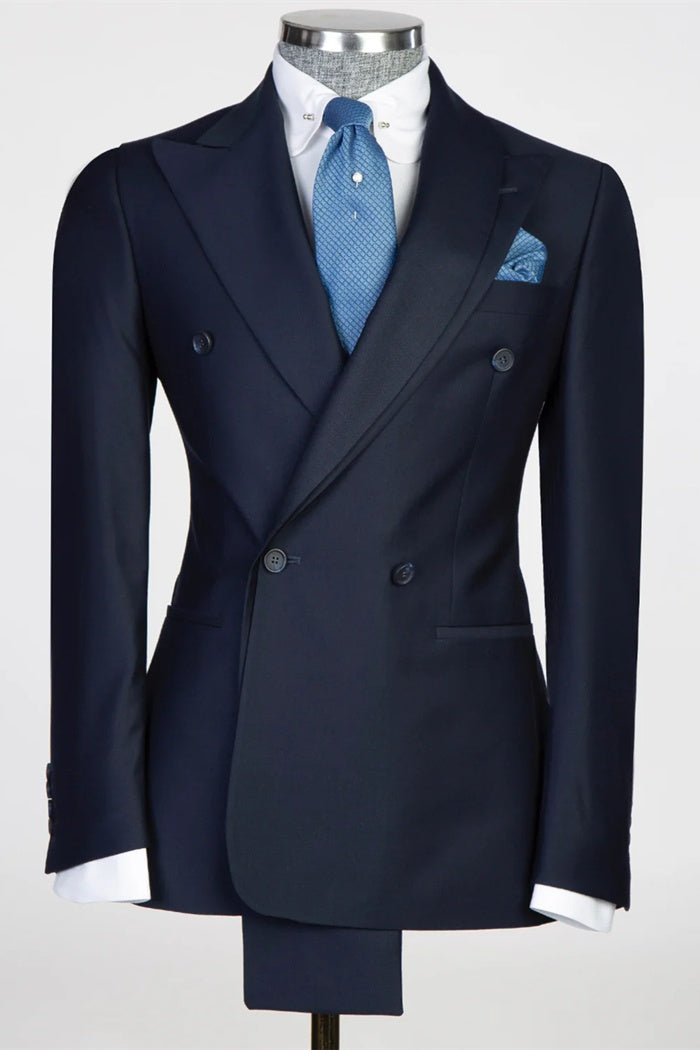 Trendy Navy Blue Peaked Lapel Double Breasted Prom Suits