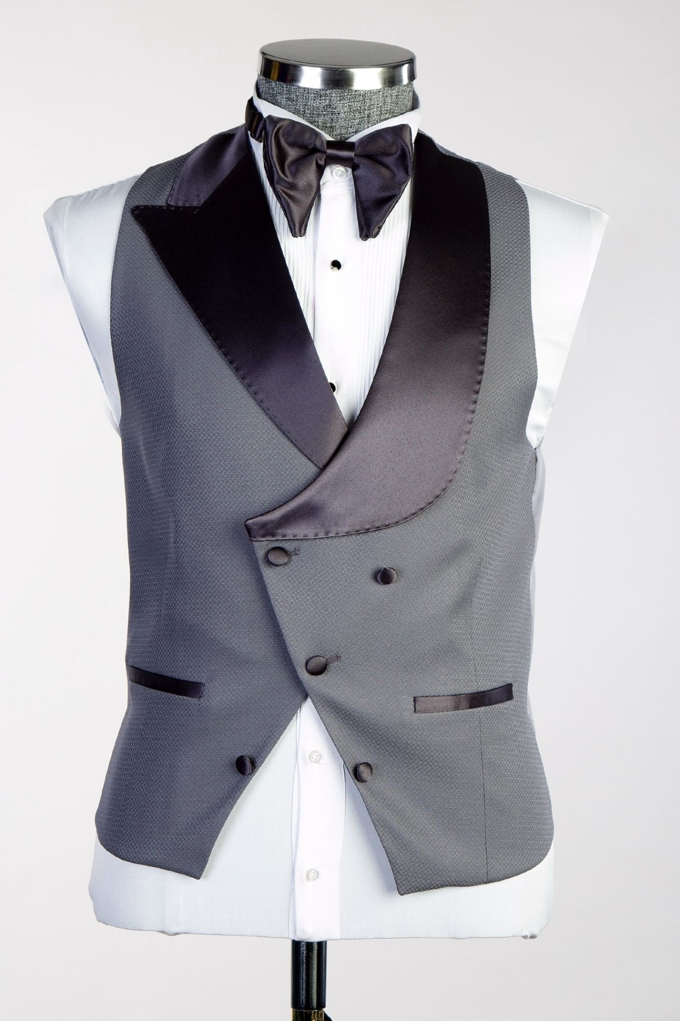 Trendy Dark Gray 3 Piece Peaked & Shawl Lapel Men’s Suit For Prom