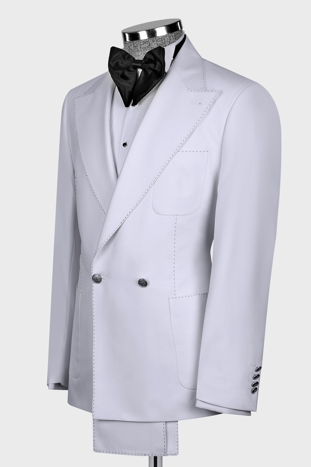 Mild White Peak Lapel Double Breasted Black Seam Men’s Suit