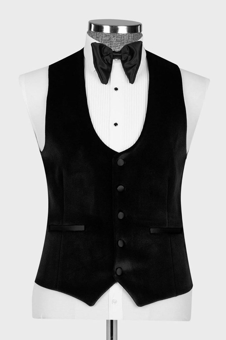 Chic Black Velvet 3 Pieces Shawl Lapel Prom Suits With Belt