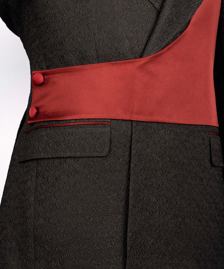 Trendy Black Jacquard Notched Lapel Prom Suits With Burgundy Crossover Satin Panel