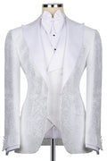 Fashion White Jacquard 3 Pieces Prom Suits With Satin Lapel