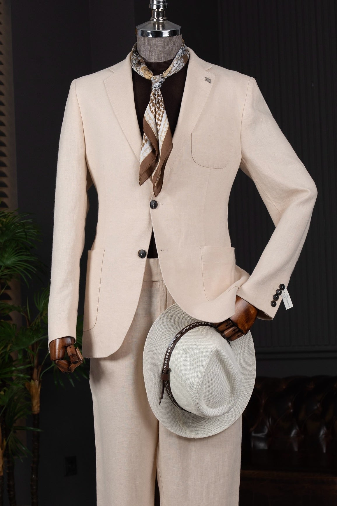 Trendy Apricot Notched Lapel Two Buttons Prom Suits