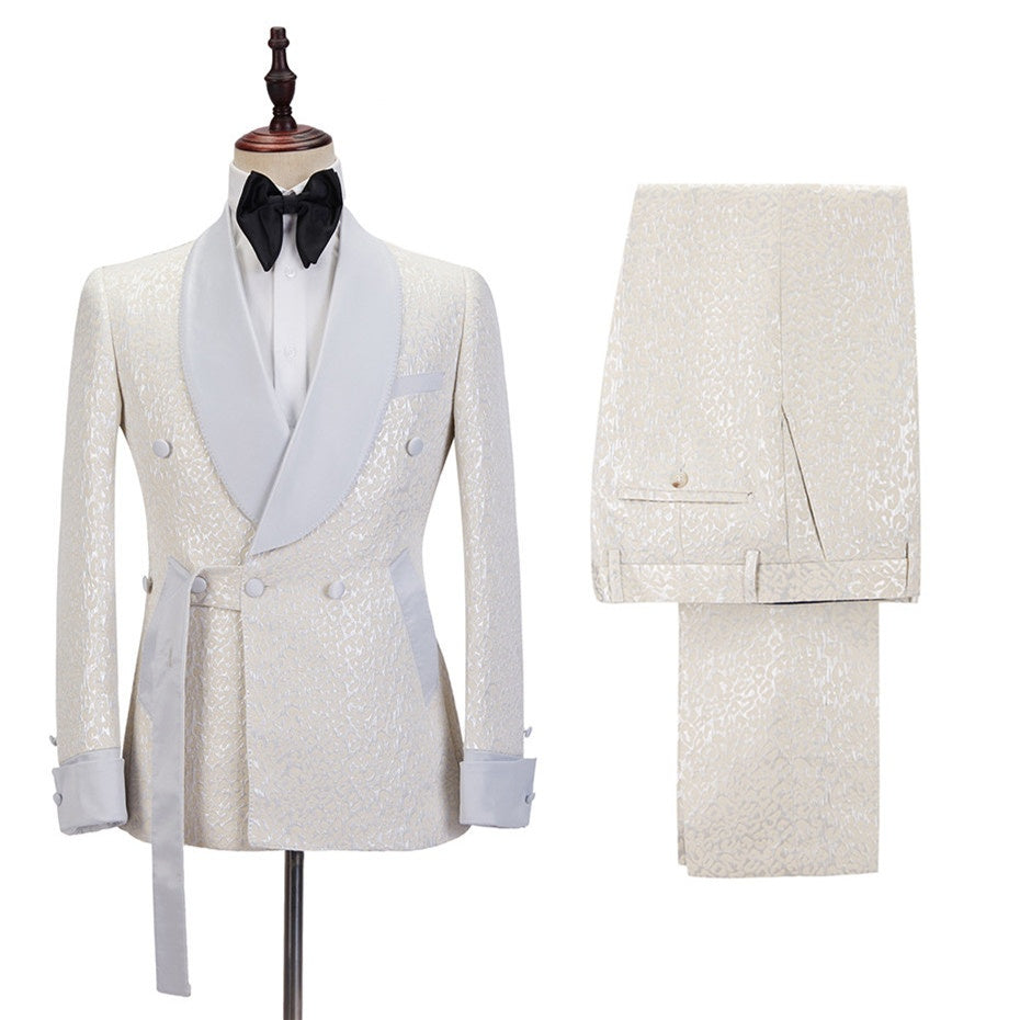 Mild Off-white Jacquard Double Breasted Shawl Lapel Wedding Suits