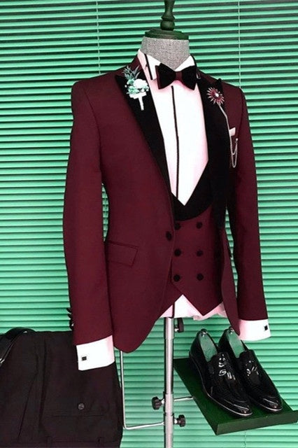 Modern Burgundy 3 Pieces Peaked Lapel Prom Suits With Vest