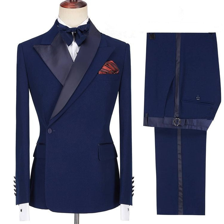 Dark Navy Peaked Lapel Stylish Men Suits for Prom