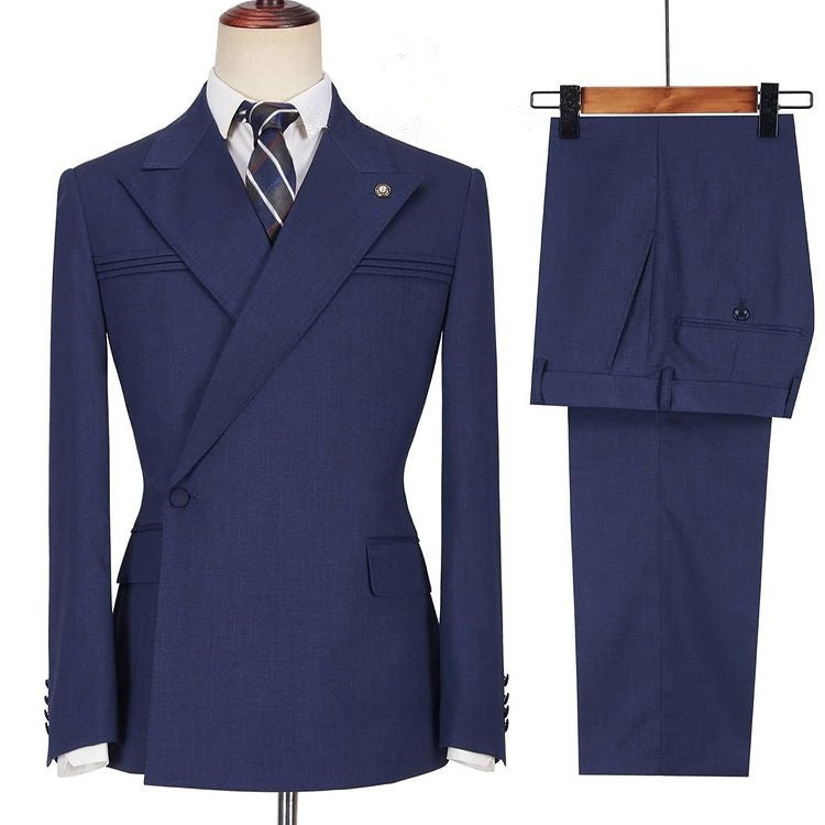 Trendy Navy Blue Peaked Lapel Formal Business Suits