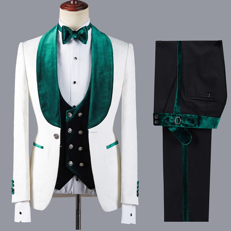 Elegant White Jacquard 3 Pieces Wedding Suits With Green Velvet Lapel