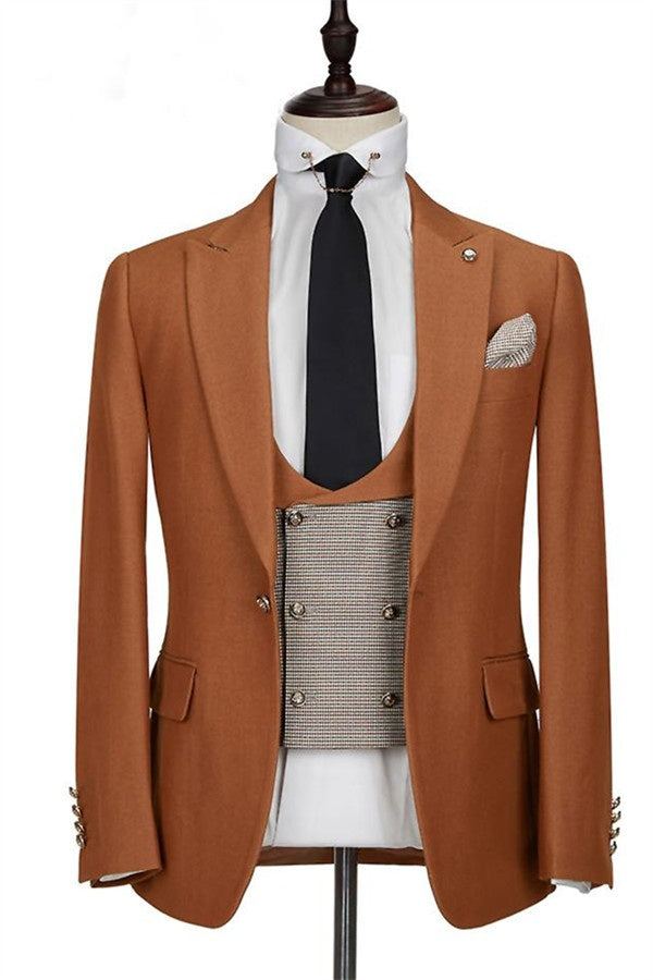 Trendy Brown 3 Pieces Peaked Lapel Men Suits With Waistcoat