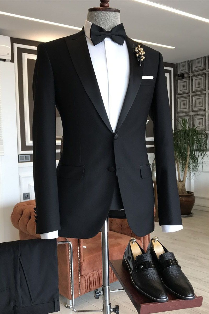 Modern Black Peaked Lapel Slim Fit Business Suits