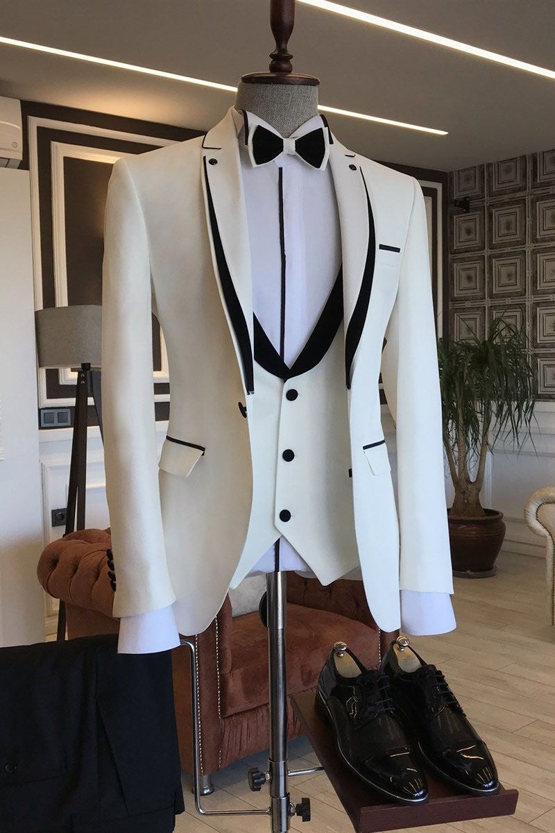 Mild White Notched Lapel 3 Pieces Slim Fit Prom Men Suits