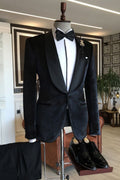 Elegant Black Velvet Shawl Lapel Wedding Men Suits