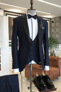 Formal Navy Blue 3 Pieces Close Fitting Business Men Suits