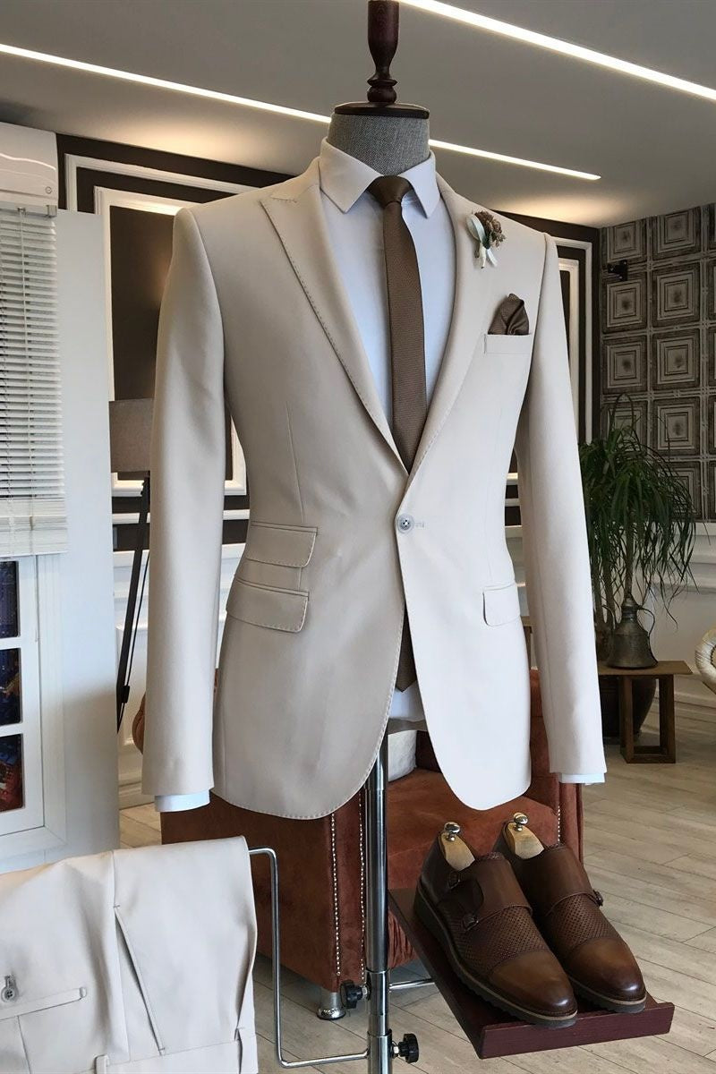 Formal Light Khaki Peaked Lapel One Button 3 Flaps Men Suits