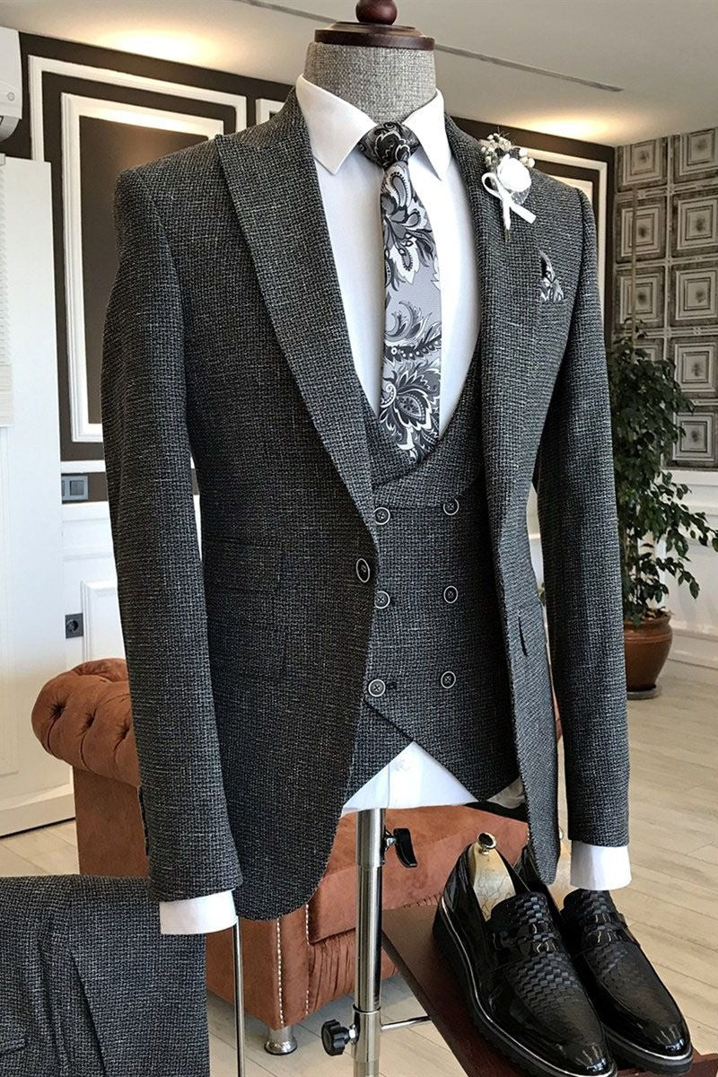 Gentle Dark Gray 3 Pieces Peaked Lapel Business Men Suits
