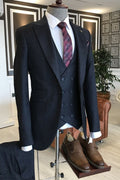 Modern Black Pinstriped 3 Pieces Peaked Lapel Business Suits