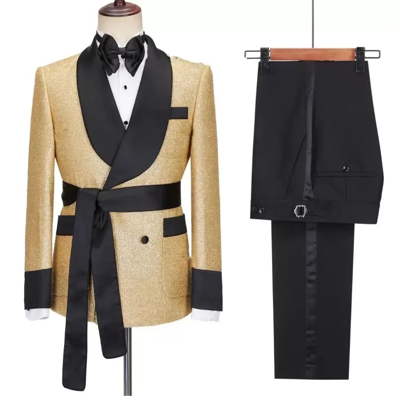 Chic Gold Shawl Lapel Close Fitting Wedding Suits