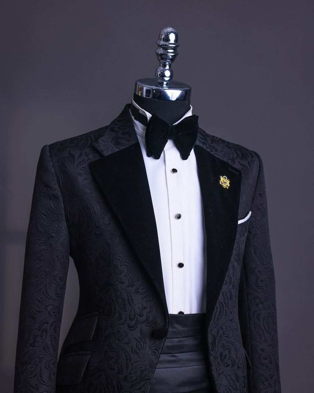 Fashion Black Jacquard Notched Lapel Two Pieces Prom Suits